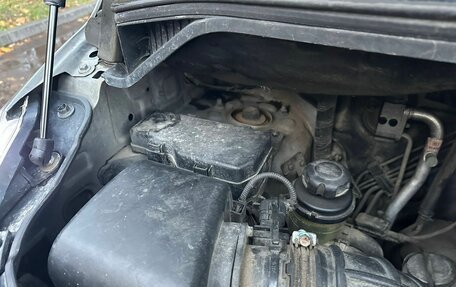 Hyundai Grand Starex Grand Starex I рестайлинг 2, 2015 год, 2 250 000 рублей, 12 фотография