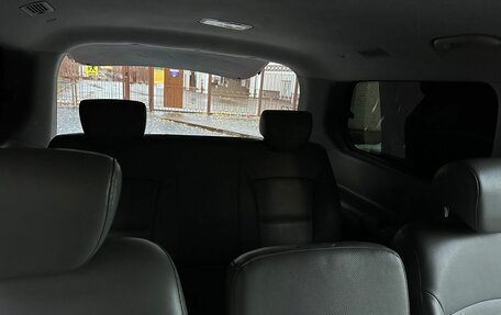 Hyundai Grand Starex Grand Starex I рестайлинг 2, 2015 год, 2 250 000 рублей, 14 фотография