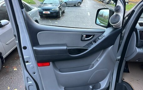 Hyundai Grand Starex Grand Starex I рестайлинг 2, 2015 год, 2 250 000 рублей, 17 фотография