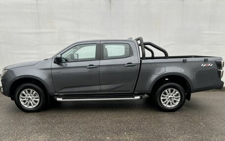 Isuzu D-Max, 2024 год, 4 250 000 рублей, 9 фотография