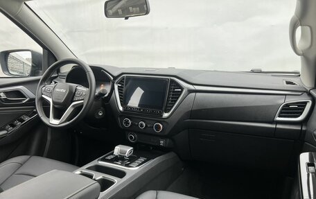 Isuzu D-Max, 2024 год, 4 250 000 рублей, 15 фотография