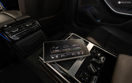 Audi A8, 2018 год, 4 800 000 рублей, 18 фотография