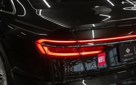 Audi A8, 2018 год, 4 800 000 рублей, 34 фотография