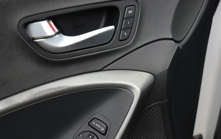 Hyundai Santa Fe III рестайлинг, 2018 год, 2 220 000 рублей, 14 фотография