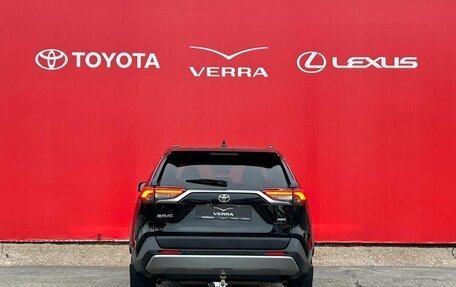 Toyota RAV4, 2020 год, 2 730 000 рублей, 4 фотография