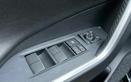 Toyota RAV4, 2020 год, 2 730 000 рублей, 13 фотография