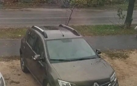 Renault Sandero II рестайлинг, 2019 год, 1 300 000 рублей, 2 фотография