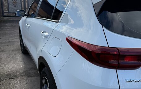 KIA Sportage IV рестайлинг, 2022 год, 2 900 000 рублей, 13 фотография