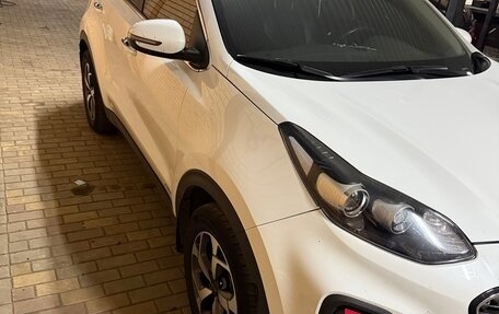 KIA Sportage IV рестайлинг, 2022 год, 2 900 000 рублей, 3 фотография