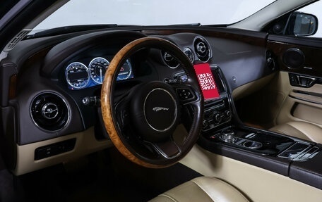 Jaguar XJ IV (X351), 2013 год, 2 087 000 рублей, 20 фотография