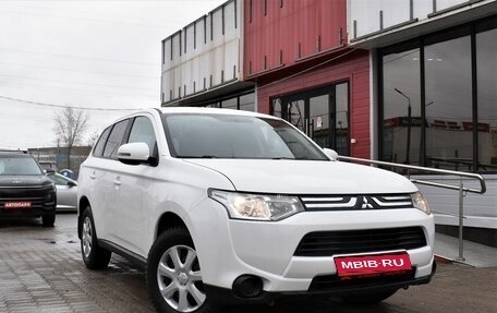 Mitsubishi Outlander III рестайлинг 3, 2012 год, 1 569 000 рублей, 1 фотография