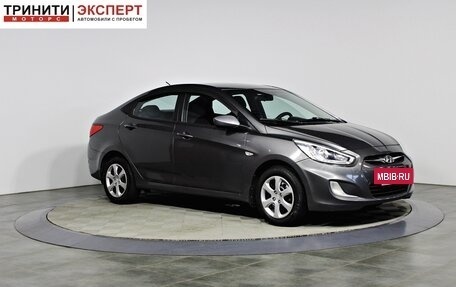 Hyundai Solaris II рестайлинг, 2013 год, 697 000 рублей, 3 фотография