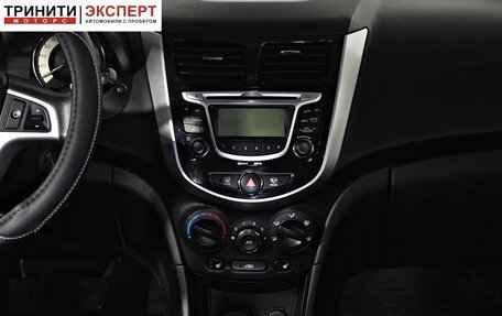 Hyundai Solaris II рестайлинг, 2013 год, 697 000 рублей, 15 фотография