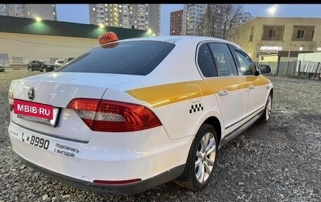 Skoda Superb III рестайлинг, 2014 год, 800 000 рублей, 9 фотография