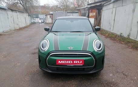 MINI Hatch, 2021 год, 2 850 000 рублей, 8 фотография