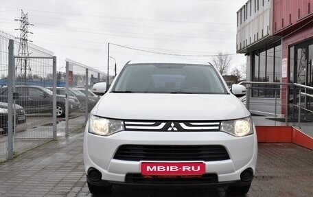 Mitsubishi Outlander III рестайлинг 3, 2012 год, 1 569 000 рублей, 2 фотография