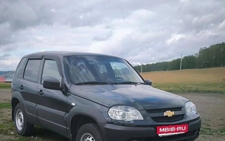 Chevrolet Niva I рестайлинг, 2019 год, 790 000 рублей, 1 фотография