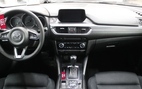 Mazda 6, 2018 год, 1 716 000 рублей, 9 фотография