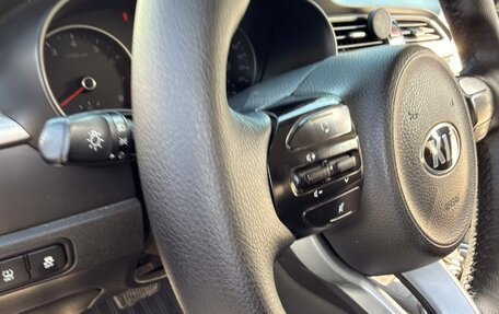 KIA Rio IV, 2019 год, 1 350 000 рублей, 2 фотография