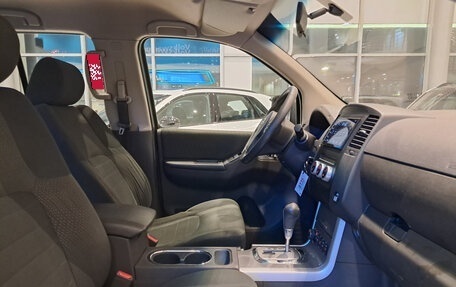 Nissan Navara (Frontier), 2012 год, 2 028 000 рублей, 15 фотография