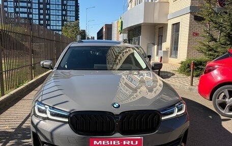 BMW 5 серия, 2021 год, 4 400 000 рублей, 2 фотография