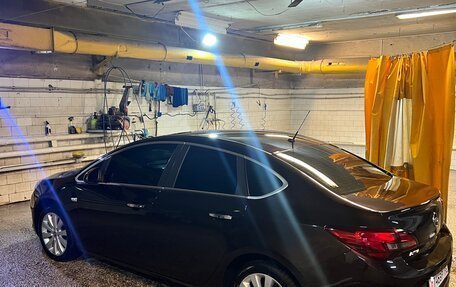 Opel Astra J, 2013 год, 720 000 рублей, 4 фотография