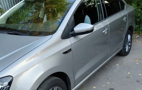 Volkswagen Polo VI (EU Market), 2019 год, 1 250 000 рублей, 2 фотография