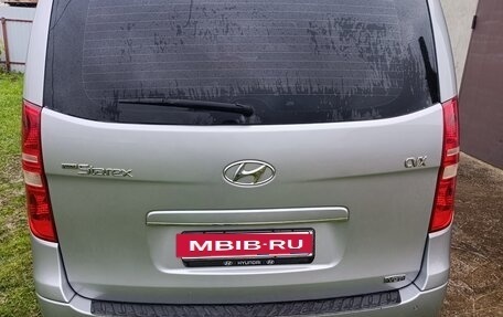 Hyundai Grand Starex Grand Starex I рестайлинг 2, 2011 год, 1 670 000 рублей, 6 фотография