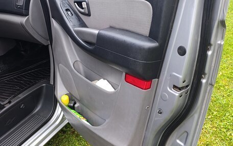 Hyundai Grand Starex Grand Starex I рестайлинг 2, 2011 год, 1 670 000 рублей, 15 фотография