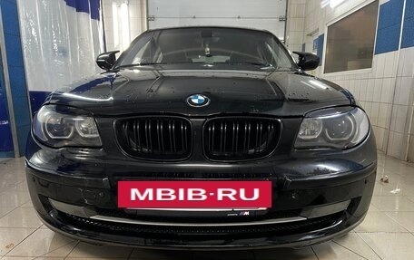 BMW 1 серия, 2010 год, 645 000 рублей, 2 фотография
