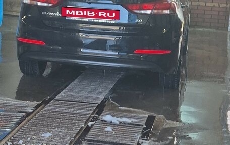 Hyundai Elantra VI рестайлинг, 2018 год, 1 550 000 рублей, 3 фотография