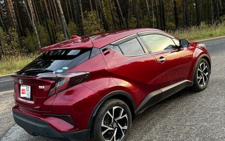 Toyota C-HR I рестайлинг, 2016 год, 3 129 000 рублей, 5 фотография