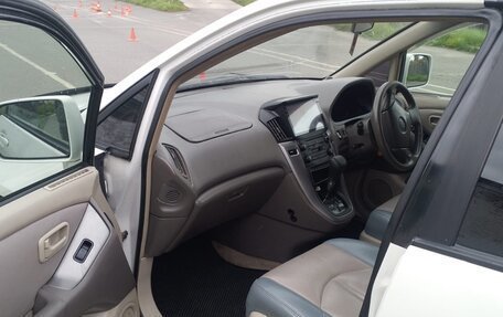 Toyota Harrier, 1998 год, 780 000 рублей, 11 фотография