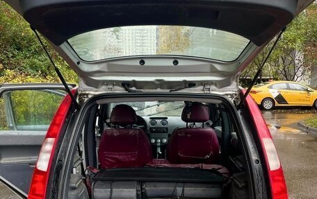 Mitsubishi Colt VI рестайлинг, 2005 год, 370 000 рублей, 3 фотография