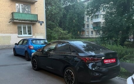 Hyundai Solaris II рестайлинг, 2019 год, 1 100 000 рублей, 1 фотография