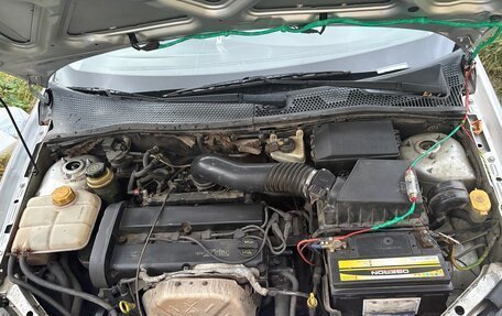 Ford Focus IV, 2003 год, 400 000 рублей, 11 фотография