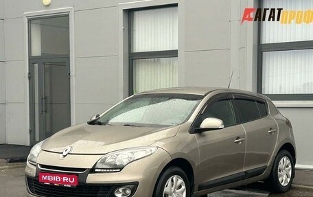 Renault Megane III, 2012 год, 800 000 рублей, 1 фотография