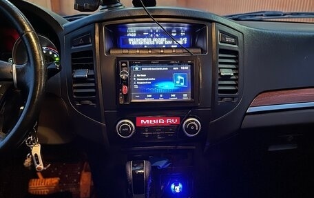 Mitsubishi Pajero IV, 2008 год, 1 600 000 рублей, 9 фотография