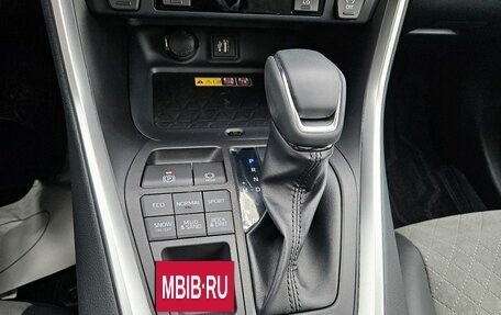 Toyota RAV4, 2025 год, 4 600 000 рублей, 17 фотография