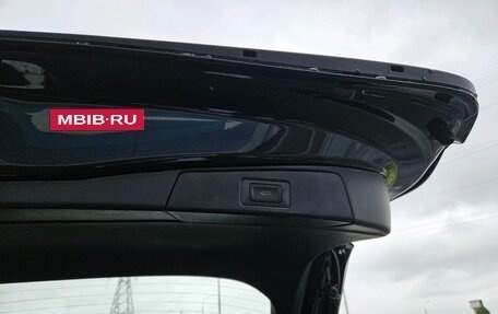 Toyota RAV4, 2025 год, 4 600 000 рублей, 10 фотография