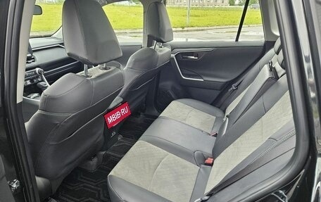 Toyota RAV4, 2025 год, 4 600 000 рублей, 13 фотография