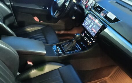 Skoda Superb III рестайлинг, 2016 год, 2 050 000 рублей, 5 фотография