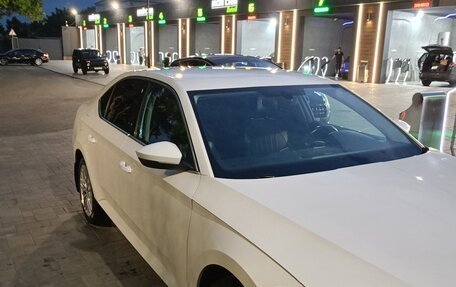 Skoda Superb III рестайлинг, 2016 год, 2 050 000 рублей, 10 фотография