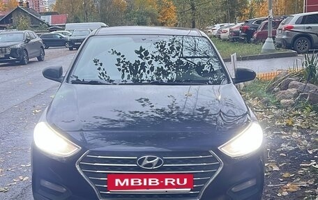 Hyundai Solaris II рестайлинг, 2019 год, 1 100 000 рублей, 4 фотография