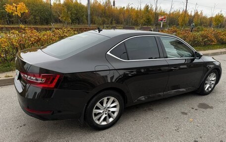 Skoda Superb III рестайлинг, 2017 год, 1 370 000 рублей, 11 фотография