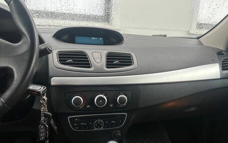 Renault Megane III, 2012 год, 800 000 рублей, 15 фотография