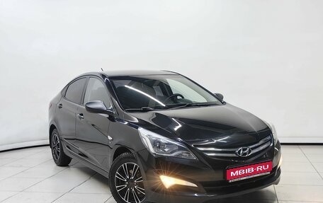 Hyundai Solaris II рестайлинг, 2015 год, 899 000 рублей, 1 фотография