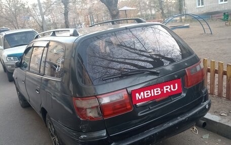 Toyota Caldina, 1994 год, 300 000 рублей, 4 фотография