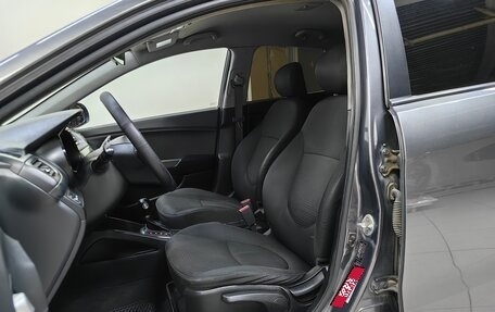 KIA Rio III рестайлинг, 2017 год, 899 000 рублей, 5 фотография