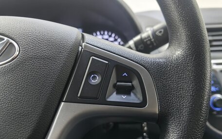 Hyundai Solaris II рестайлинг, 2015 год, 899 000 рублей, 17 фотография